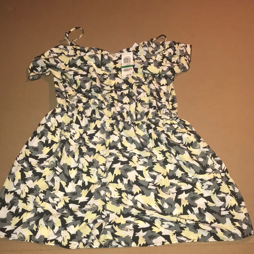 New BAR III Amsterdam Lemonade Sleeveless Romper